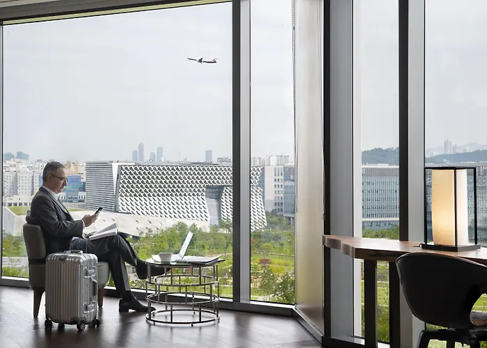 Courtyard By Marriott Botanic Park 4*