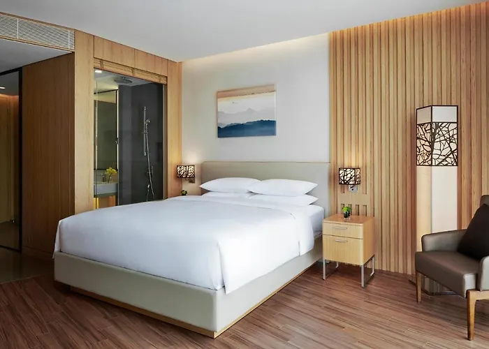 Otel Courtyard By Marriott Botanic Park 4*
